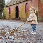 Huisje op Bioboerderij, kust, polder en rust